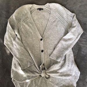 AMERICAN EAGLE SWEATER